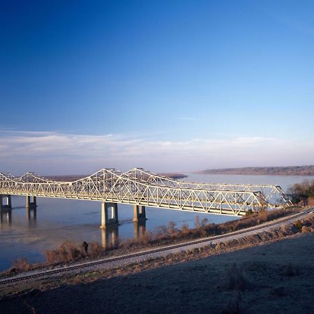 The Bridges Hotel Natchez Exterior foto